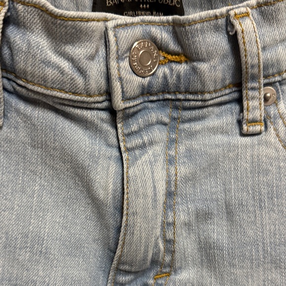 Banana Republic Light Blue Girlfriend Straight Leg Jeans size 28/6 - Picture 5 of 7